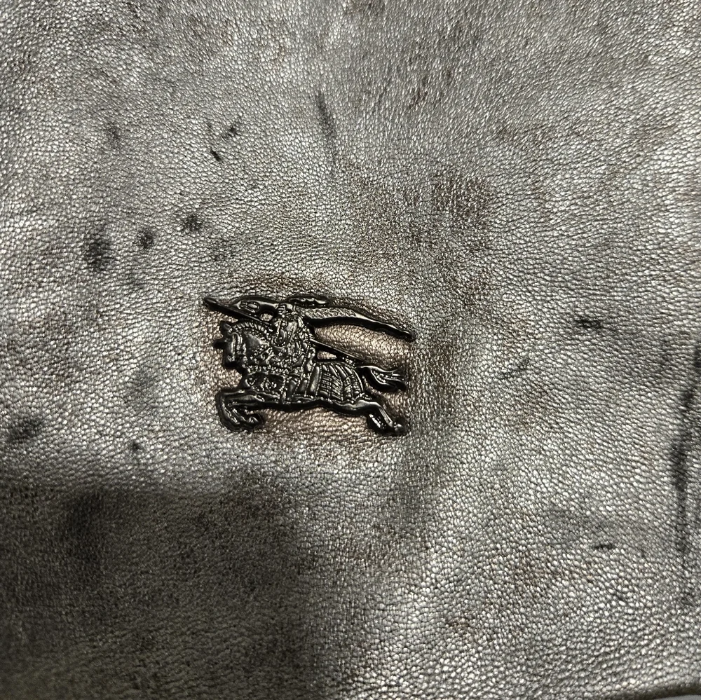 Burberry bag - Picture 3 of 11